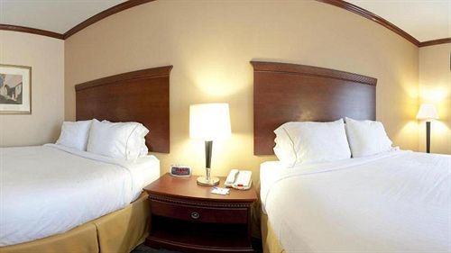 Holiday Inn Express Hotel And Suites Falfurrias Extérieur photo