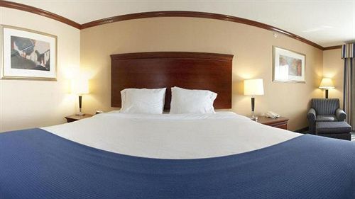Holiday Inn Express Hotel And Suites Falfurrias Extérieur photo